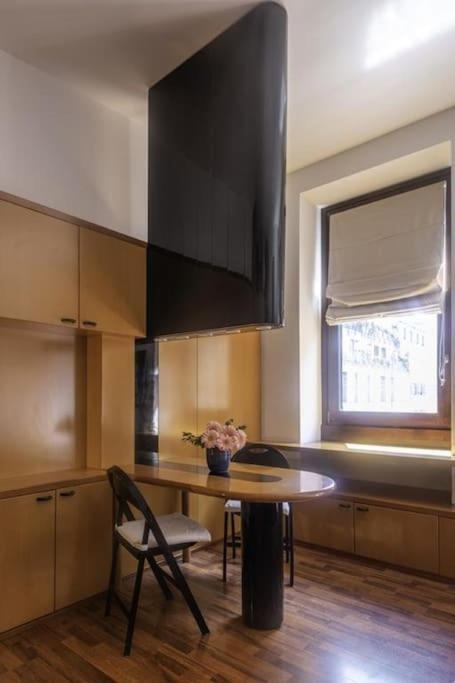 Osti 3 Beautifully Furnished Lejlighed Milano Eksteriør billede